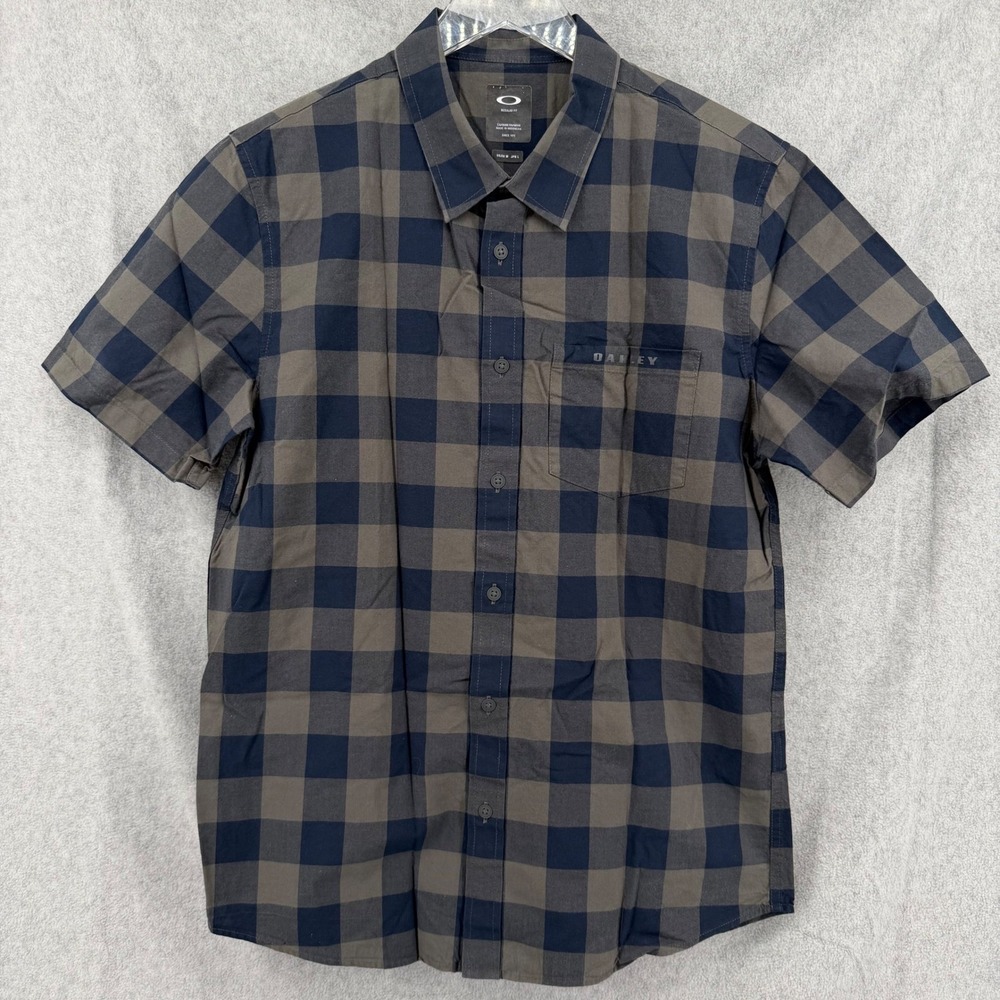 Oakley Mens Short Sleeve Button Up Shirt Regular Fit Plaid Navy Green Size M - Picture 10 of 10